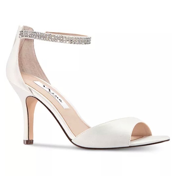 Nina Bridal Ivory satin Size 9 - Picture 2 of 2